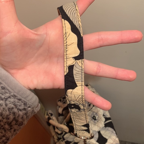 Vera Bradley retired camellia floral pattern shoulder bag - Picture 5 of 8